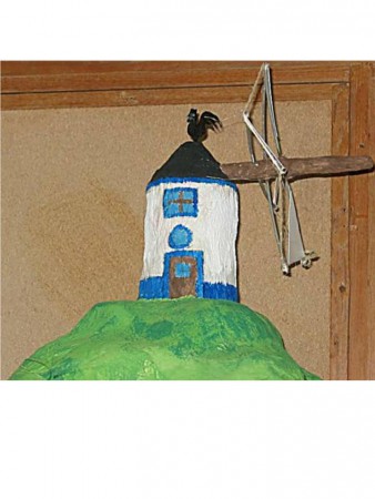 "Moinho". Oficina de Formação. Feito com Reciclagem.